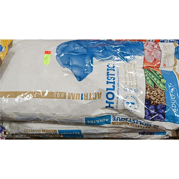 3 BAGS OF ACTR1UM DOG HOLISTIC