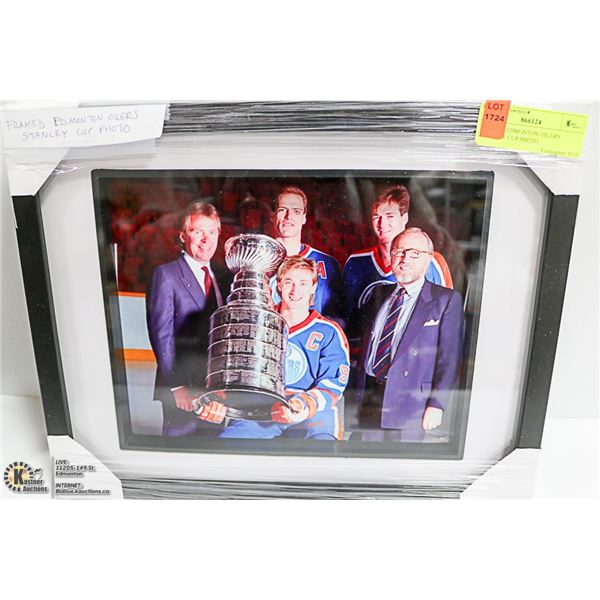 FRAMED EDMONTON OILERS STANLEY CUP PHOTO