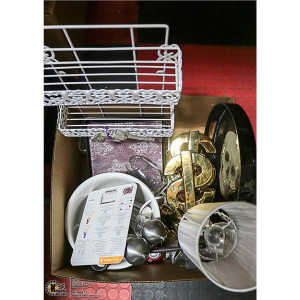 BIG BOX WITH HOUSEHOLD ITEMS INCL. SKULL