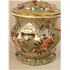 Image 3 : A POLYCHROME DECORATED PARCEL-GILT PORCELAIN COVERED URN