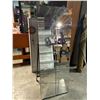 Image 1 : Mirrored Jewelry stand