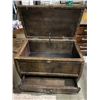 Image 2 : Storage chest