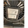 Image 2 : 9" tabletop fan