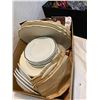 Image 1 : Lot of plates