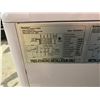 Image 2 : Danby Ice maker