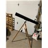 Image 1 : Reflecting telescope