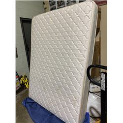 Queen mattress and boxspring