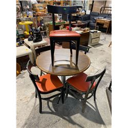 Table and 5 chairs