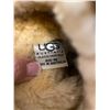 Image 2 : 4 pair size 6 UGG boots