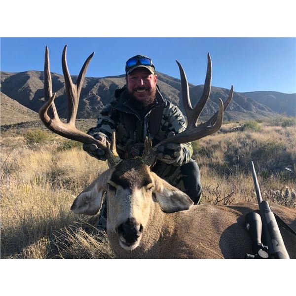 Mule Deer Hunt at La Palmosa for one from January 9-12,2022