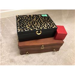2 Wood Jewellery Boxes