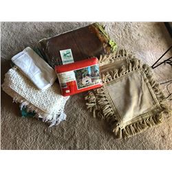 Miscellaneous Bedding & Décor Accessories