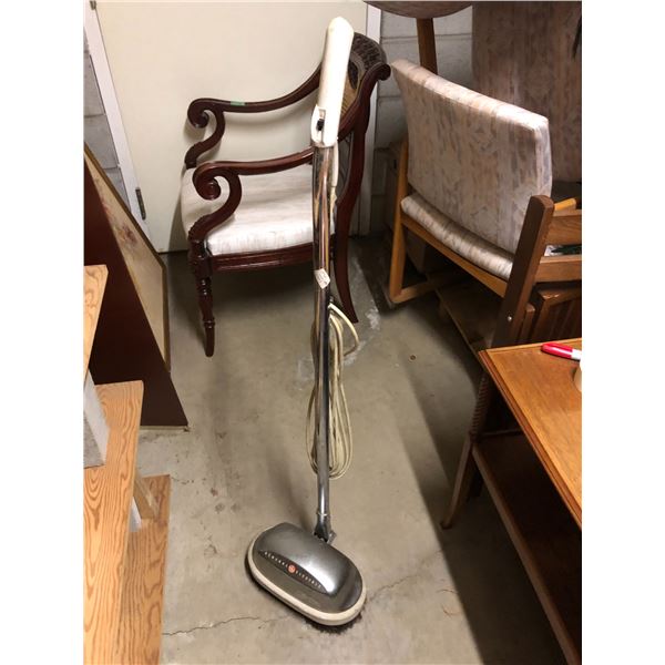 Household Cleaning & Lighting Décor