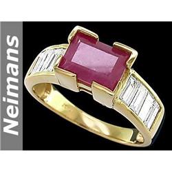 Gem Quality 2.25 ct Green Tourmaline & VS Diamond Ring