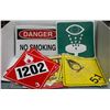 Image 1 : STACK OF ASSORTED SAFETY SIGNS
