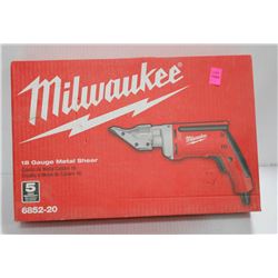MILWAUKEE ELECTRIC 18 GAUGE METAL SHEAR