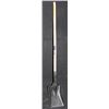 Image 1 : AURORA SQUARE POINT LONG WOODEN  HANDLE SHOVEL