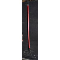 AURORA RED HANDLE GRAVEL RAKE