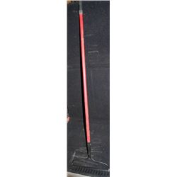 AURORA RED HANDLE GRAVEL RAKE