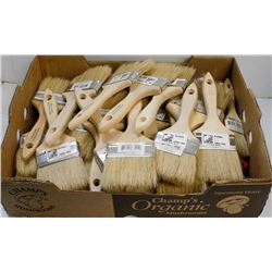 FLAT OF ASSORTED WIDTH  PAINT BRUSHES, APPROX 30