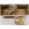Image 1 : BOX OF ASSORTED BRASS TEE FITTINGS