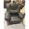Image 4 : Wood Trimmed Black Leather Sofa Chair