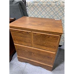 Signature Wood Grain Double Door night stand, knobs inside