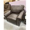 Image 1 : Leather Italia Genuine Leather Sofa Chair