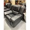 Image 2 : Bonded Leather Italian Style Reclining Chair