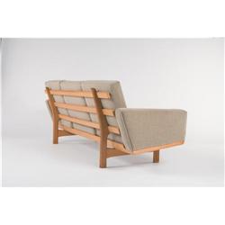 Hans J. Wegner - Sofa (model no. 236)