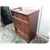 Image 2 : 0D --Antique Stereo in Wood Cabinet w record player