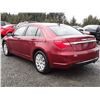 Image 7 : E5 --  2014 CHRYSLER 200 LX  , Red , 188500  KM's