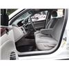 Image 25 : A2 --  2007 BUICK LUCERNE CX , White , 264090  KM's  "NO RESERVE"
