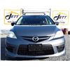 Image 2 : D6 --  2009 MAZDA 5 , Grey , 290985  KM's