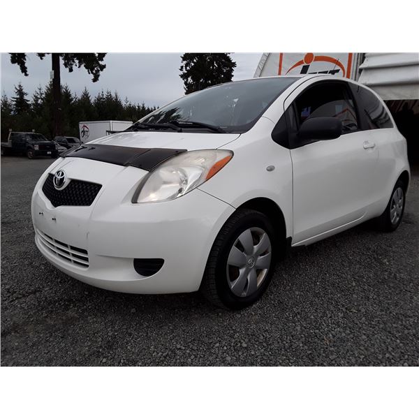 B4 --  2007 TOYOTA YARIS  , White , 279269  KM's