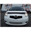 Image 2 : B4 --  2007 TOYOTA YARIS  , White , 279269  KM's