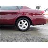Image 11 : L1 --  2004 FORD TAURUS SE  , Red , 142667  KM's