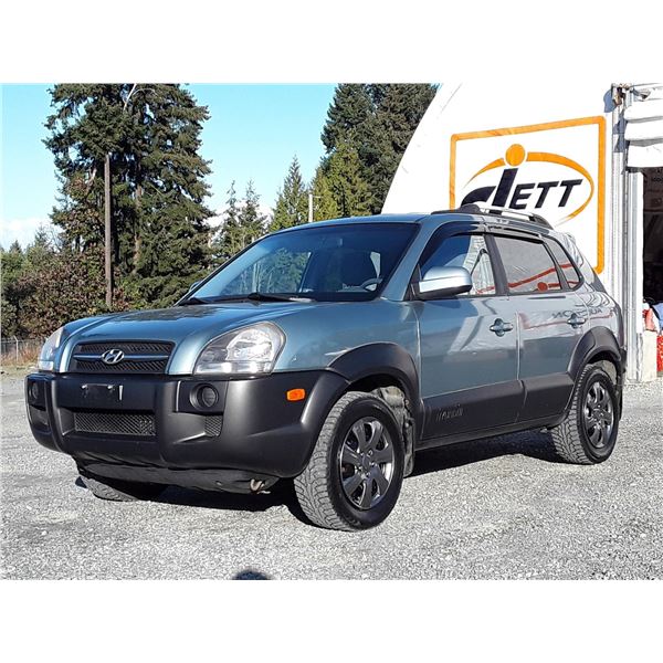 C6 --  2005 HYUNDIA TUCSAN GL , Blue , 225867  KM's