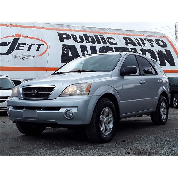 D4 --  2006 KIA SORENTO EX  , Silver , 232324  KM's