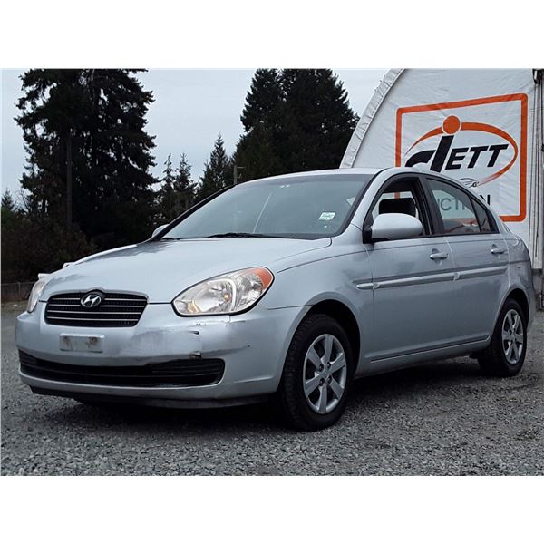 J2 --  2008 HYUNDAI ACCENT GLS  , Silver , 309018  KM's