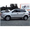 Image 8 : A3 --  2006 HYUNDAI TUCSON GL, SILVER, 174,497 KMS "NO RESERVE"