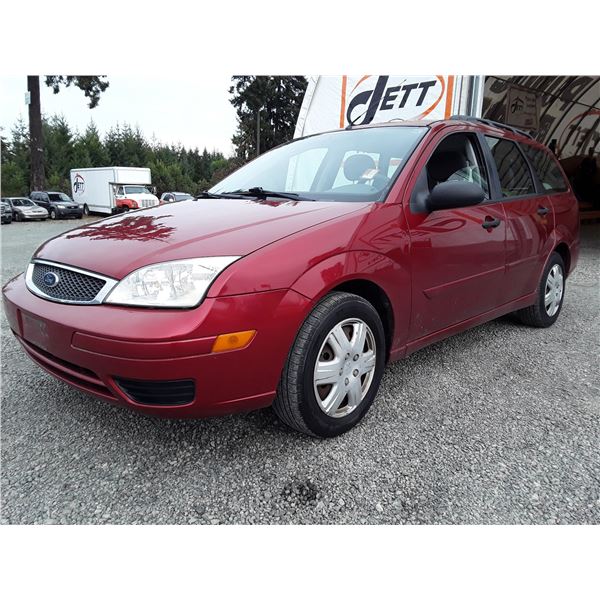 K3 --  2005 FORD FOCUS ZXW , Red , 151717  KM's