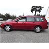 Image 8 : K3 --  2005 FORD FOCUS ZXW , Red , 151717  KM's