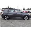 Image 4 : J4 --  2009 PONTIAC VIBE  , Grey , 210311  KM's