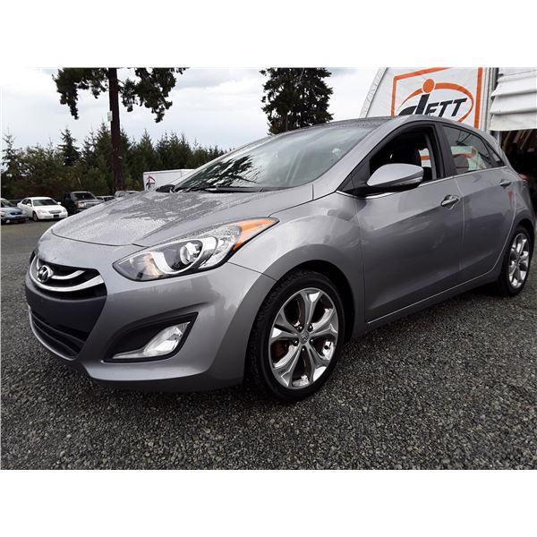 E4 --  2013 HYUNDAI ELANTRA GT  , Silver , 218304  KM's