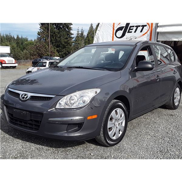 B2 --  2009 HYUNDAI ELANTRA TOURING  , Grey , 161813  KM's