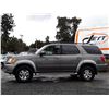 Image 8 : A8 --  2003 TOYOTA SEQUOIA SR5 , Grey , 303069  KM's "NO RESERVE"