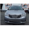 Image 2 : E5 --  2014 CHRYSLER TOWN AND COUNTRY TOURING  , Silver , 153431  KM's