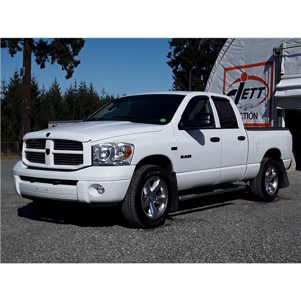 G6 --  2008 DODGE RAM 1500 ST EXT CAB 4X4 , White , 290696  KM's