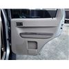 Image 26 : F2 --  2008 FORD ESCAPE XLT  , Silver , 207300  KM's